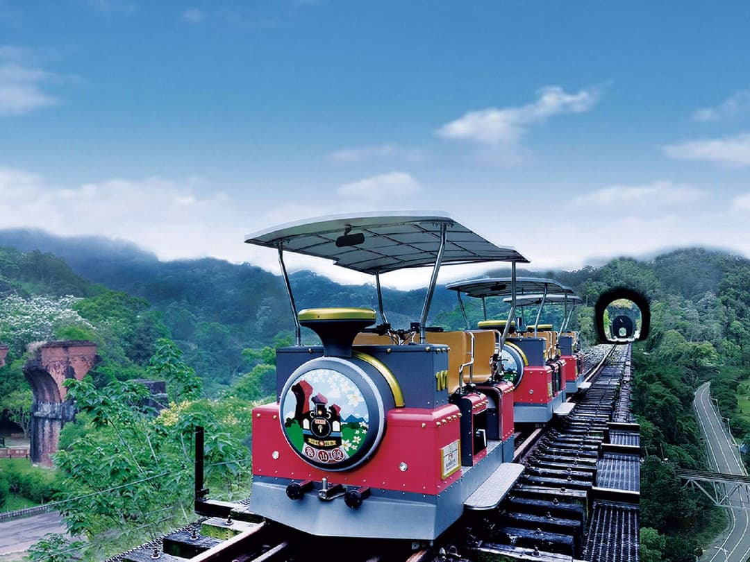 Day 11: Miaoli Woodcraft Farm × Tofu Culture × Old Mountain Line Rail Bike