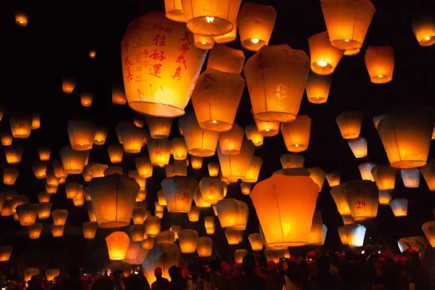 Day 5: Sky Lanterns at Shifen × Nostalgic Mountain Town of Jiufen
