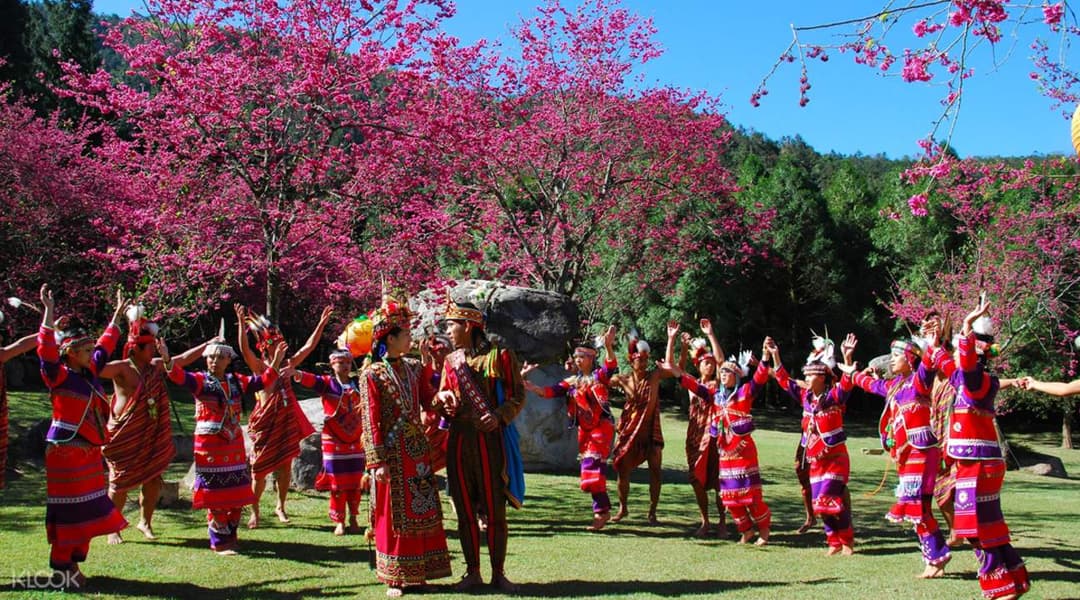 Day 8: Sun Moon Lake Cycling Trail × Ropeway & Aboriginal Culture Village